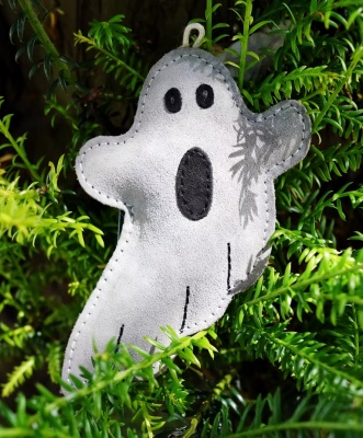 Aurora Paws Ghost BOO PAUL Small Breed Eco Dog Toy